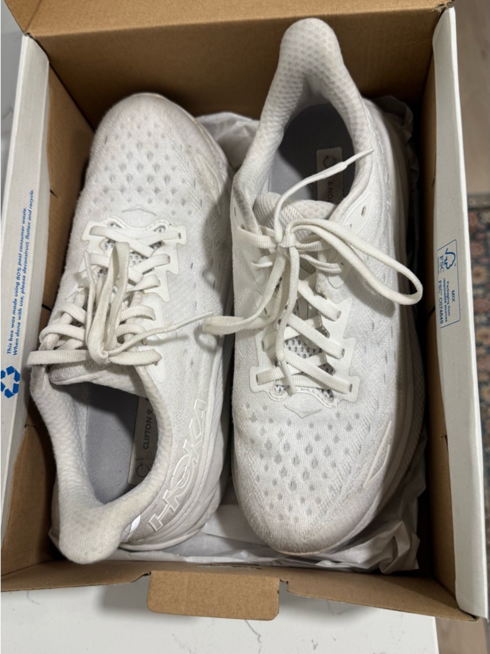 Hoka Clifton 9 White Mesh Running Sneakers Sz 8 Women